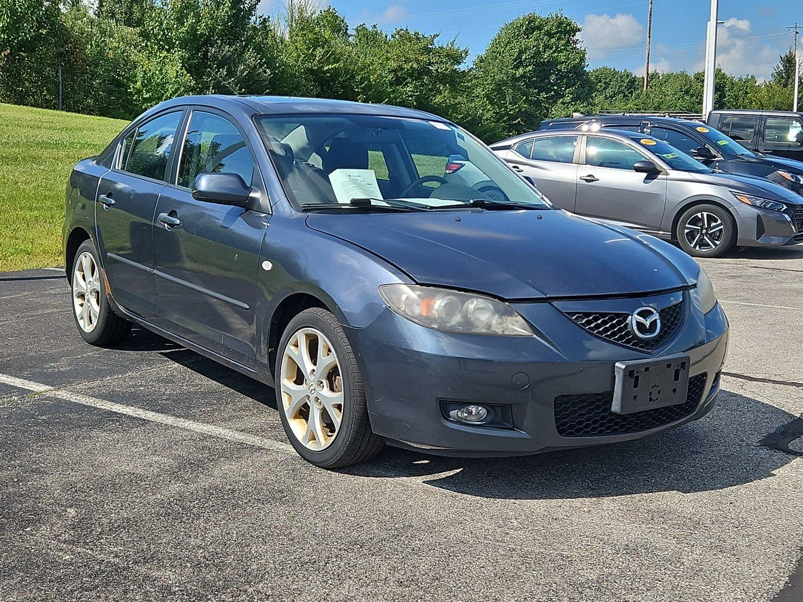 Used 2008 Mazda MAZDA3 i Touring with VIN JM1BK32F881115117 for sale in Hamilton, OH