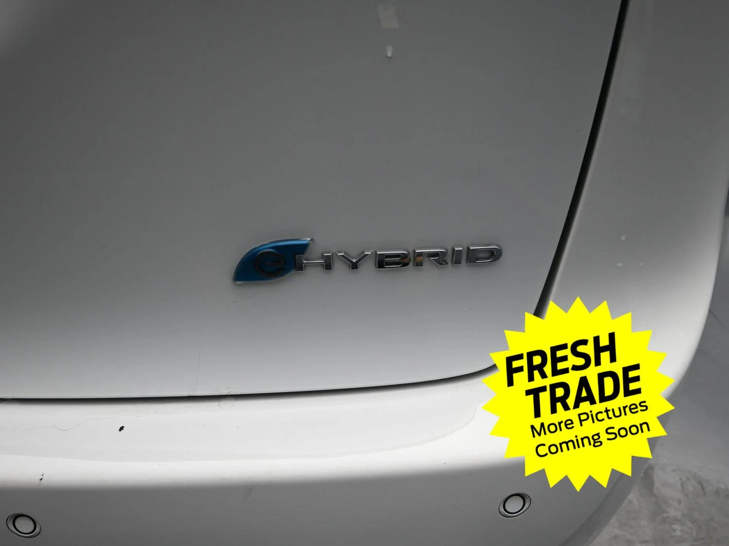Used 2023 Bright White Clearcoat Chrysler Hybrid Touring L image 12