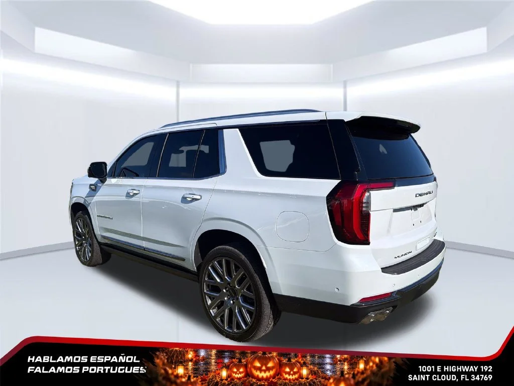 Used 2026 Glacier White Tricoat GMC Denali Ultimate image 3
