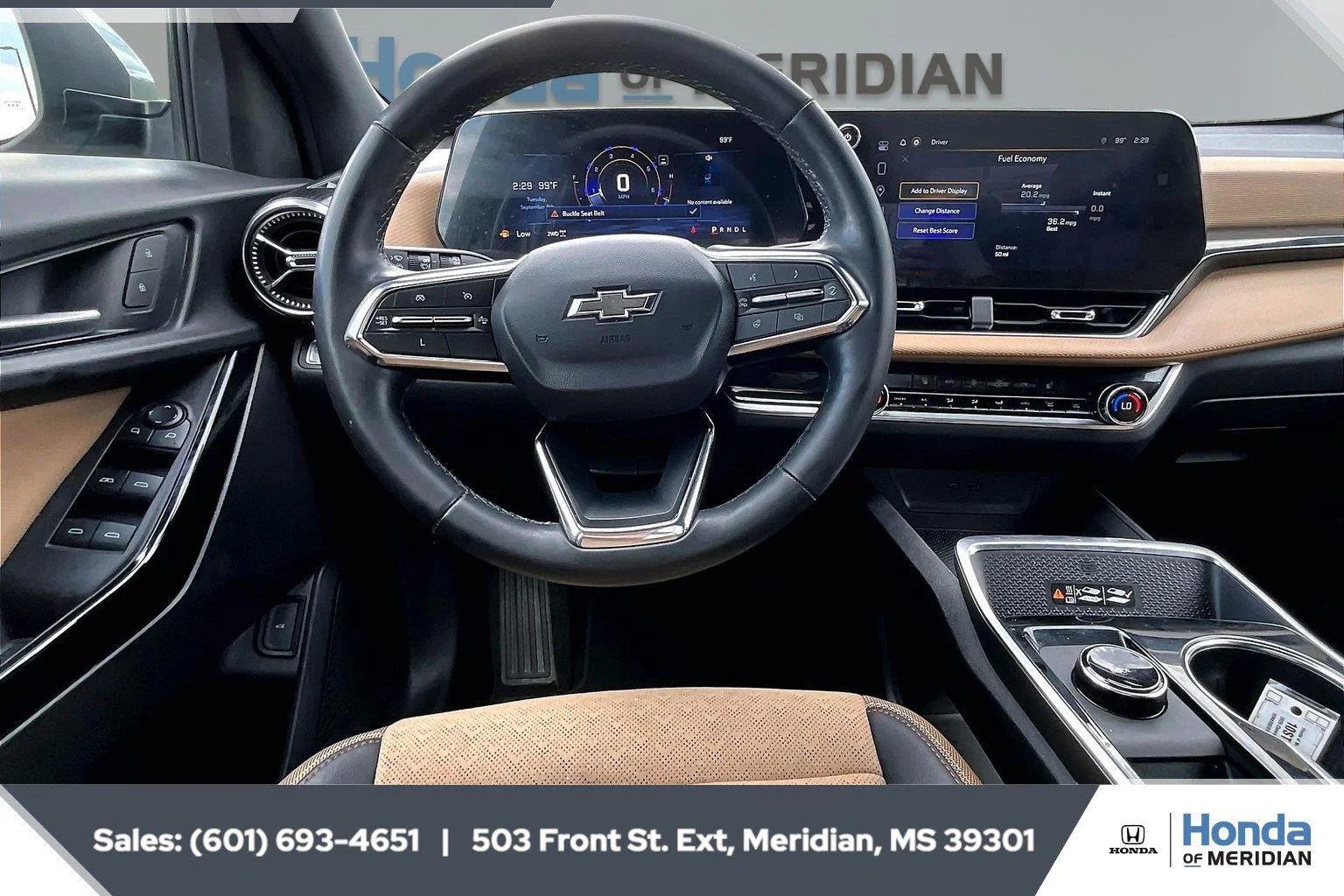 Used 2025 Sterling Gray Metallic Chevrolet AWD ACTIV image 5