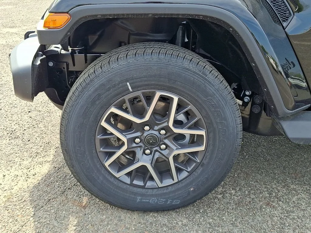 New 2026 Black Clearcoat Jeep Sahara image 19
