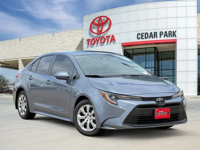2025 Toyota Corolla LE