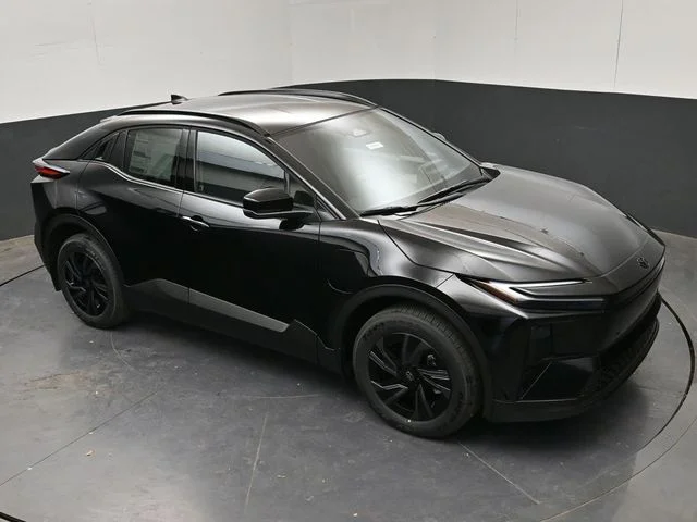 New 2026 Midnight Black Metallic Toyota  SE image 25