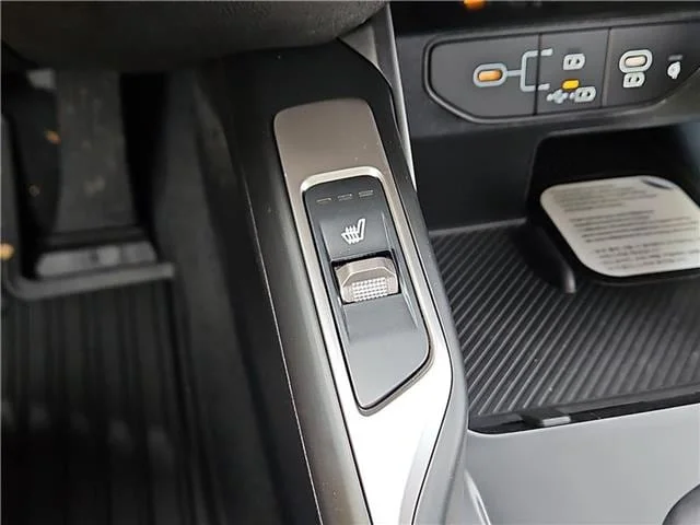 New 2026 Glacial White KIA S Front-Wheel Drive image 16