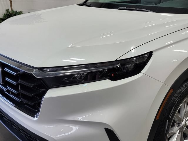 Used 2023 White Honda EX AWD image 9