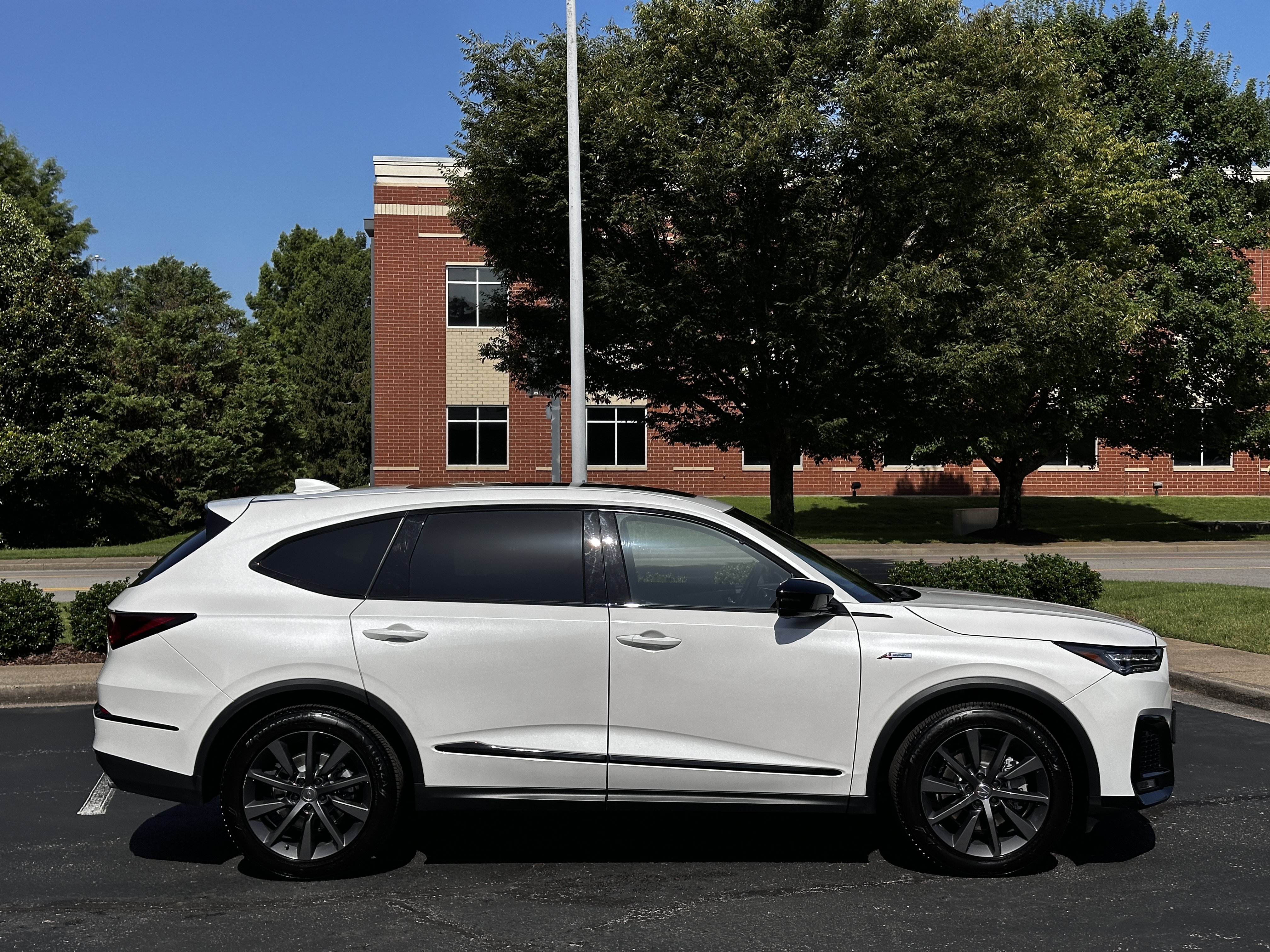 Used 2026 Platinum White Pearl Acura SH-AWD A-Spec image 31