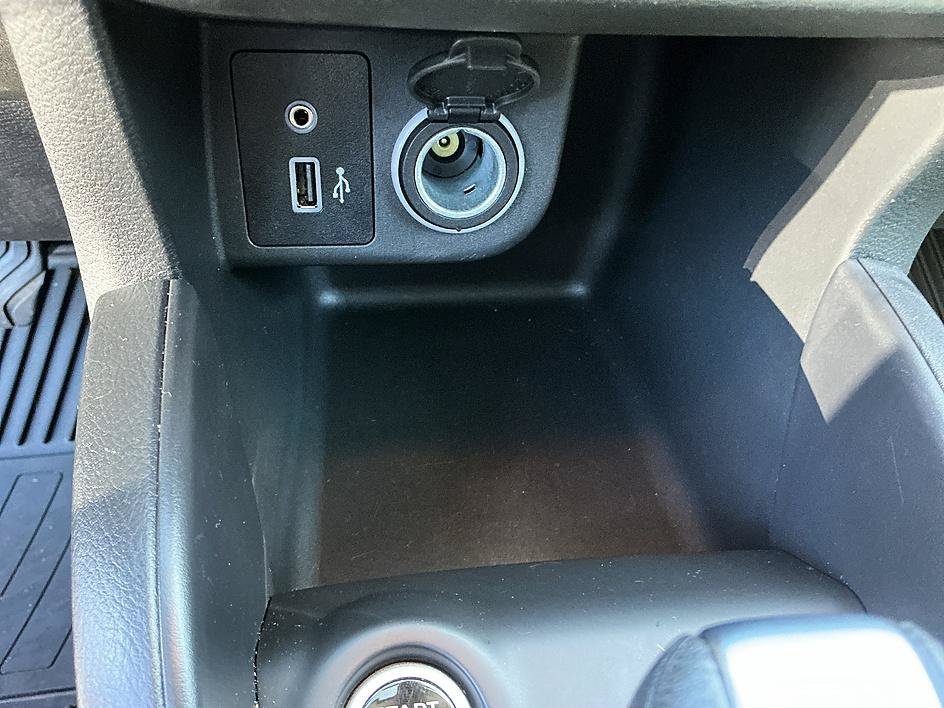 Certified Used 2025 Gun Metallic Nissan S image 20