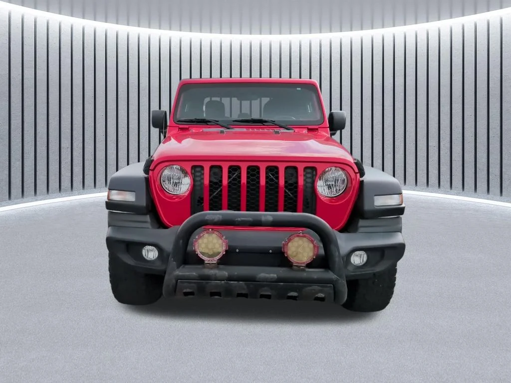 Used 2020 Red Jeep Sport image 12