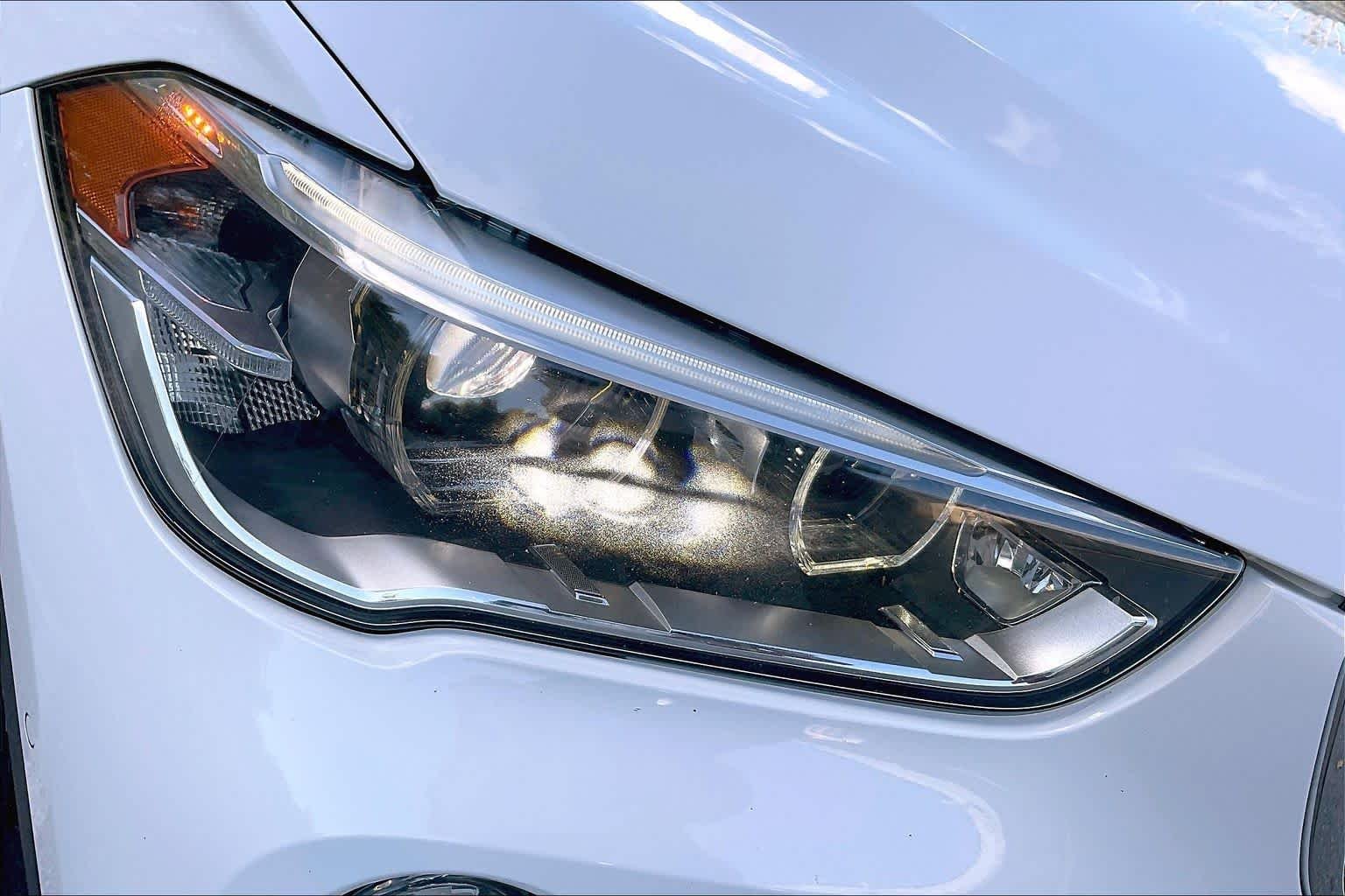 Used 2018 Alpine White BMW xDrive28i image 26