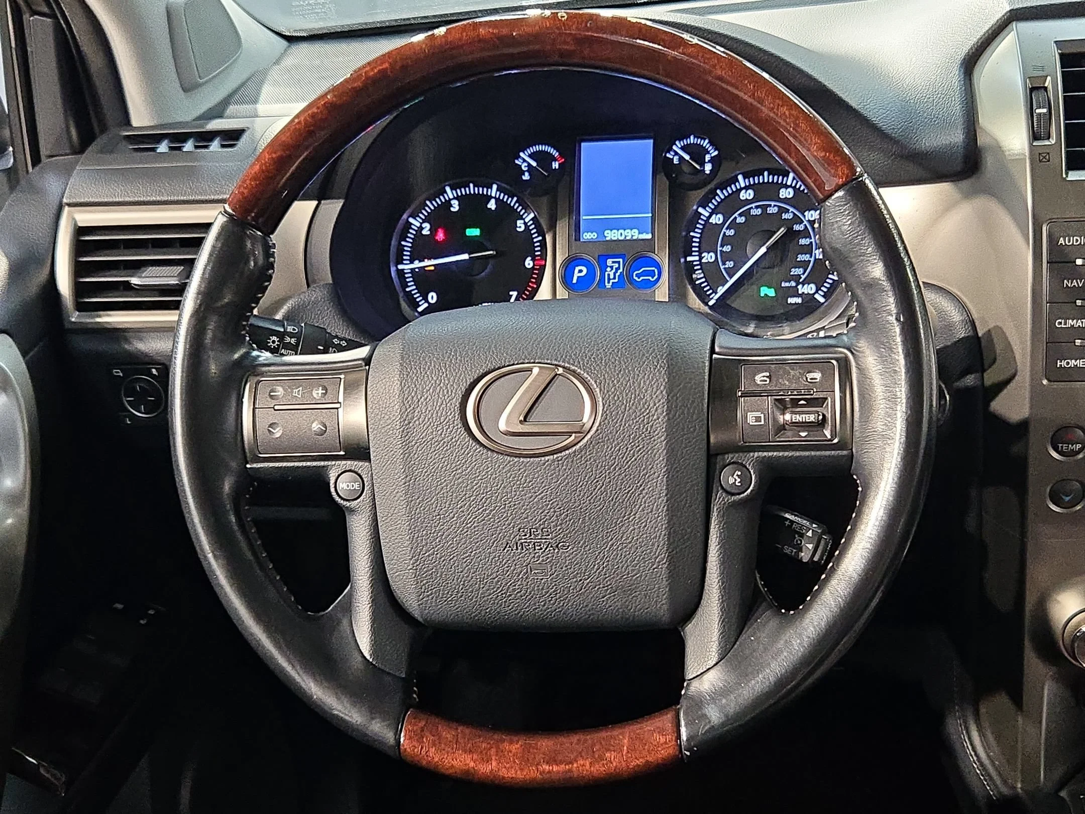 Used 2017 Black Onyx Lexus GX 460 image 27
