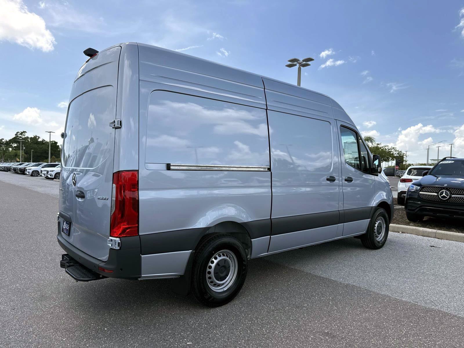 New 2026 Silver Metallic Sprinter Cargo 144 WB image 4