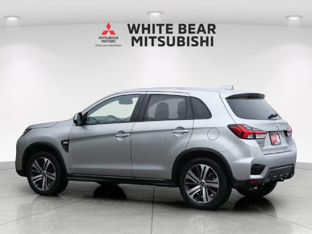 Certified Used 2025 Alloy Silver Metallic Mitsubishi 2.0 ES image 4