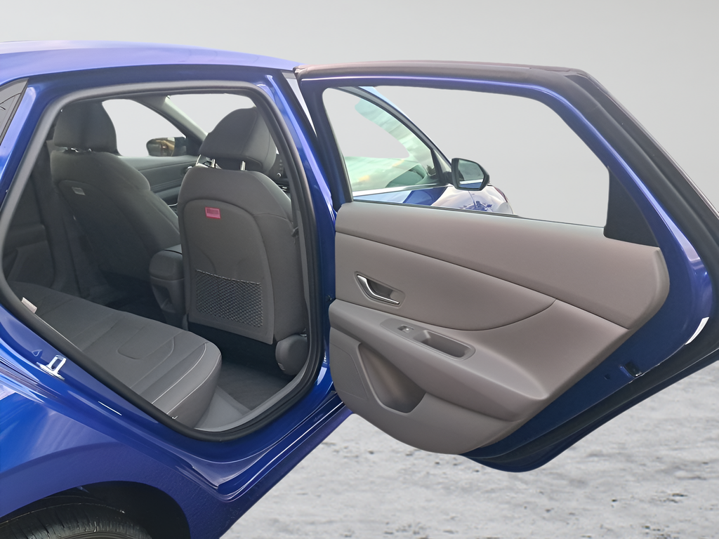 2026 Hyundai Elantra SEL - Photo 13