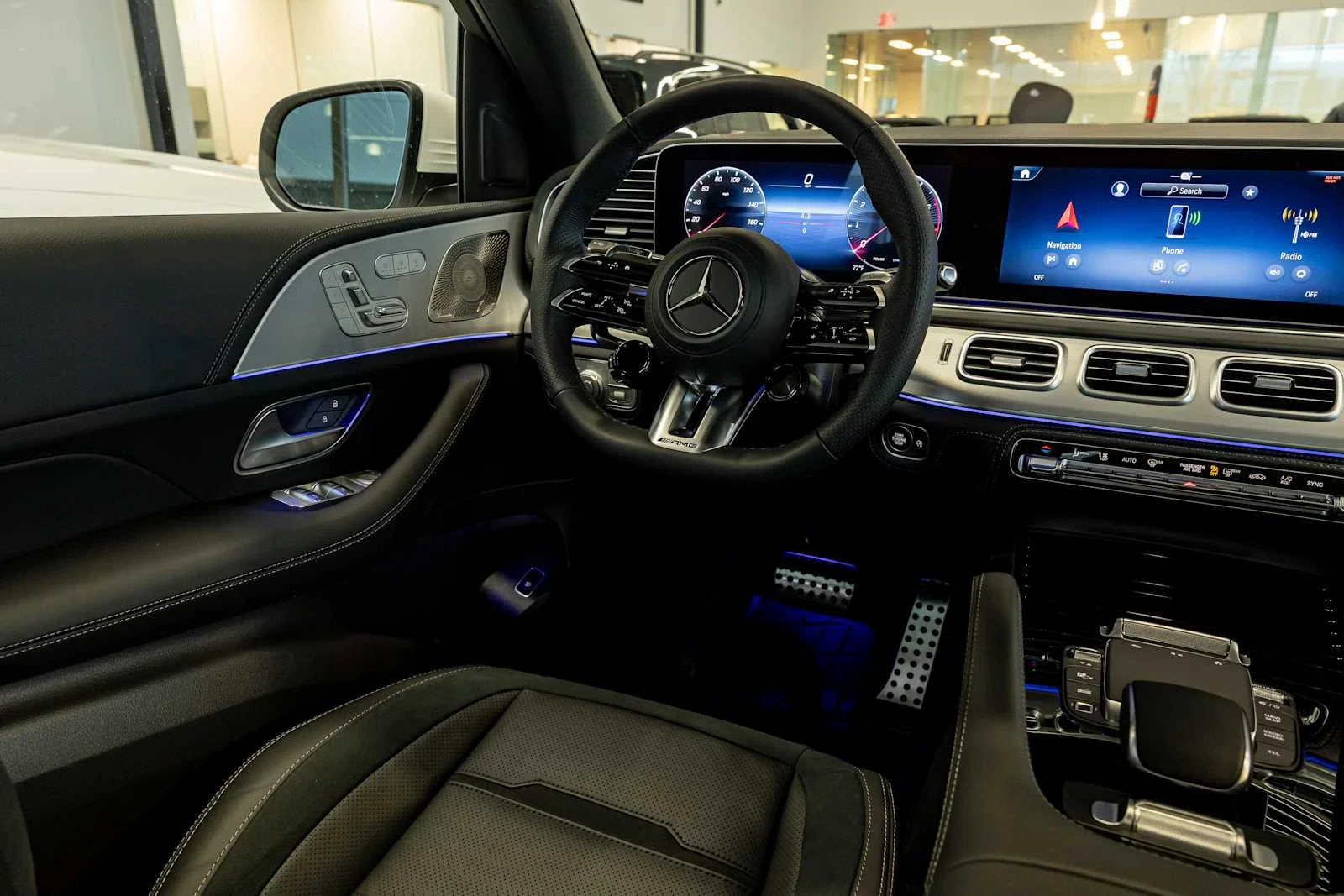 New 2026 Polar White Mercedes-Benz AMG® GLE 53 4MATIC+ SUV image 7