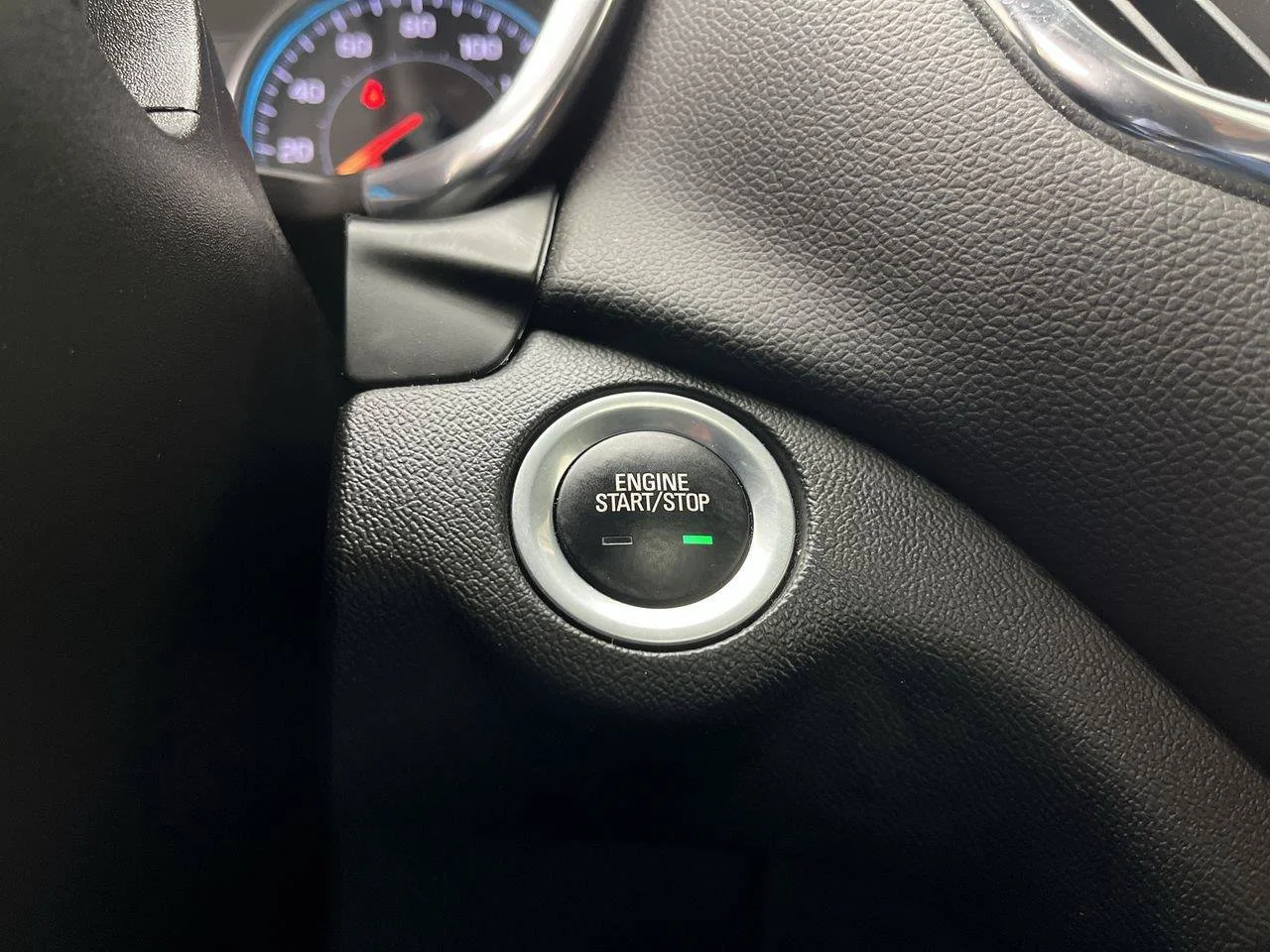 2024 Chevrolet Equinox LT - Photo 21