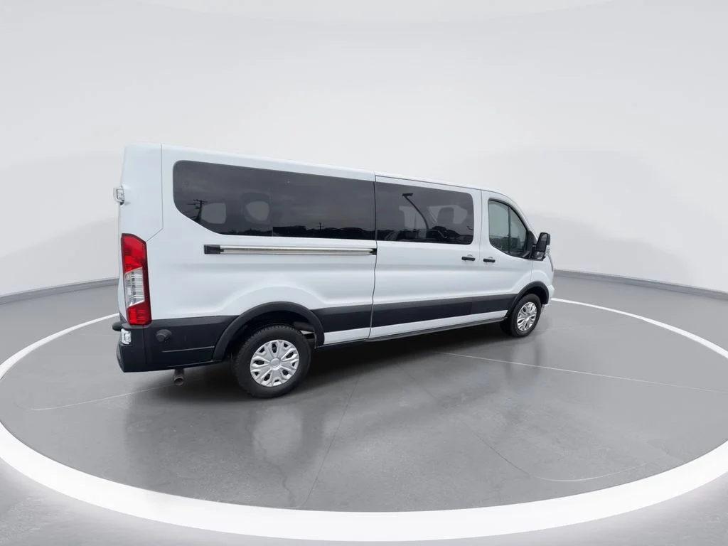 Used 2024 White Ford XLT image 7