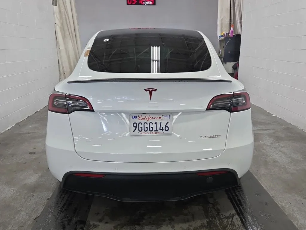 Used 2022 White Tesla Performance image 3