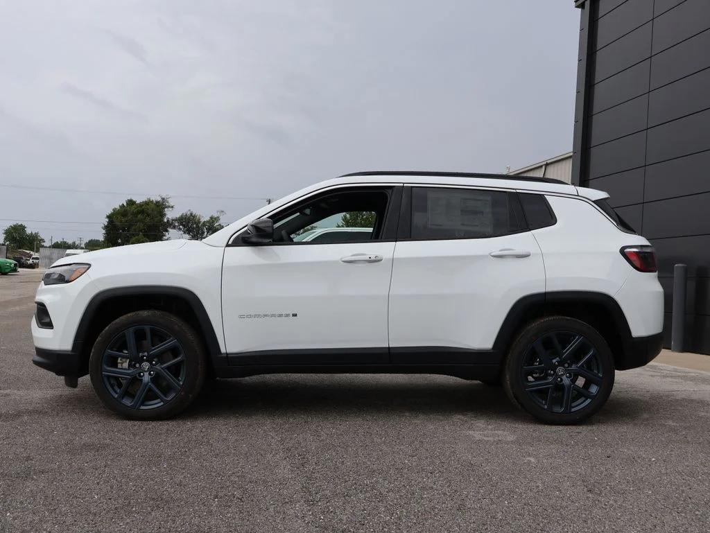 New 2026 Bright White Clearcoat Jeep  image 2