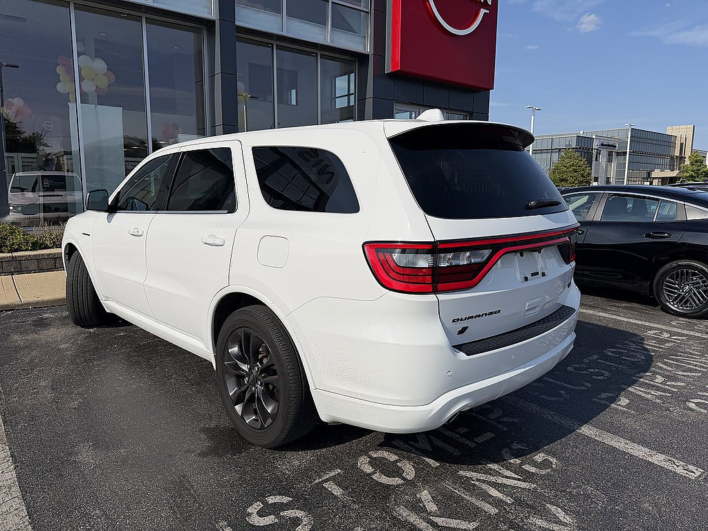 Used 2022 White Knuckle Clear Coat Dodge R/T HEMI Orange image 92