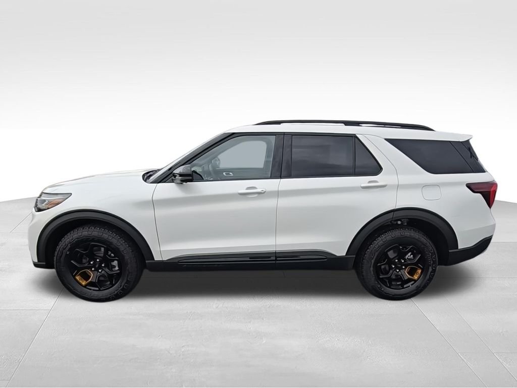New 2026 Star White Metallic Tri-Coat Ford Tremor® image 5