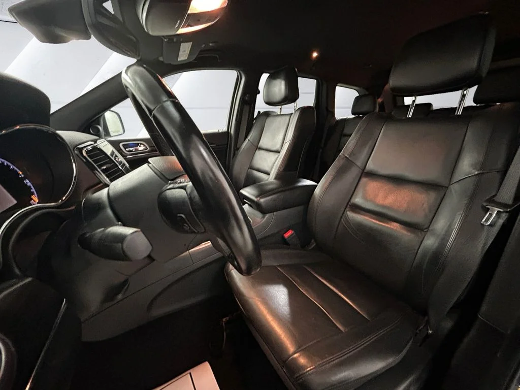Used 2019 Blue Jeep Limited image 8
