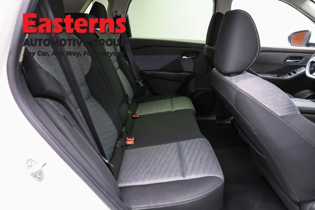 Used 2023 White Nissan SV image 23