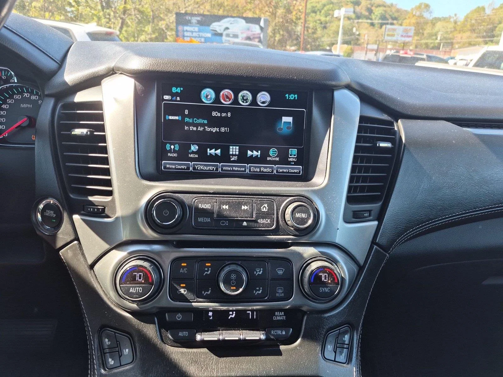 Used 2018 Silver Ice Metallic Chevrolet Premier image 23