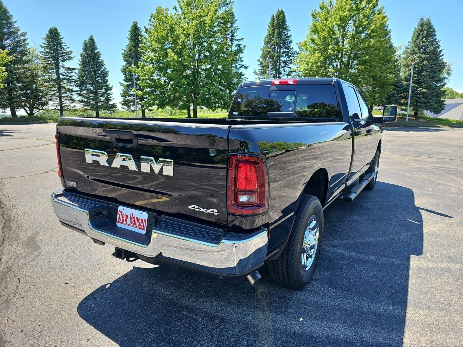 New 2026 Diamond Black Crystal Pearlcoat Ram Tradesman image 5