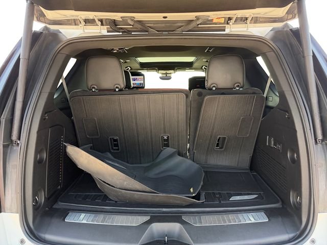 Used 2023 White GMC Denali Ultimate image 18