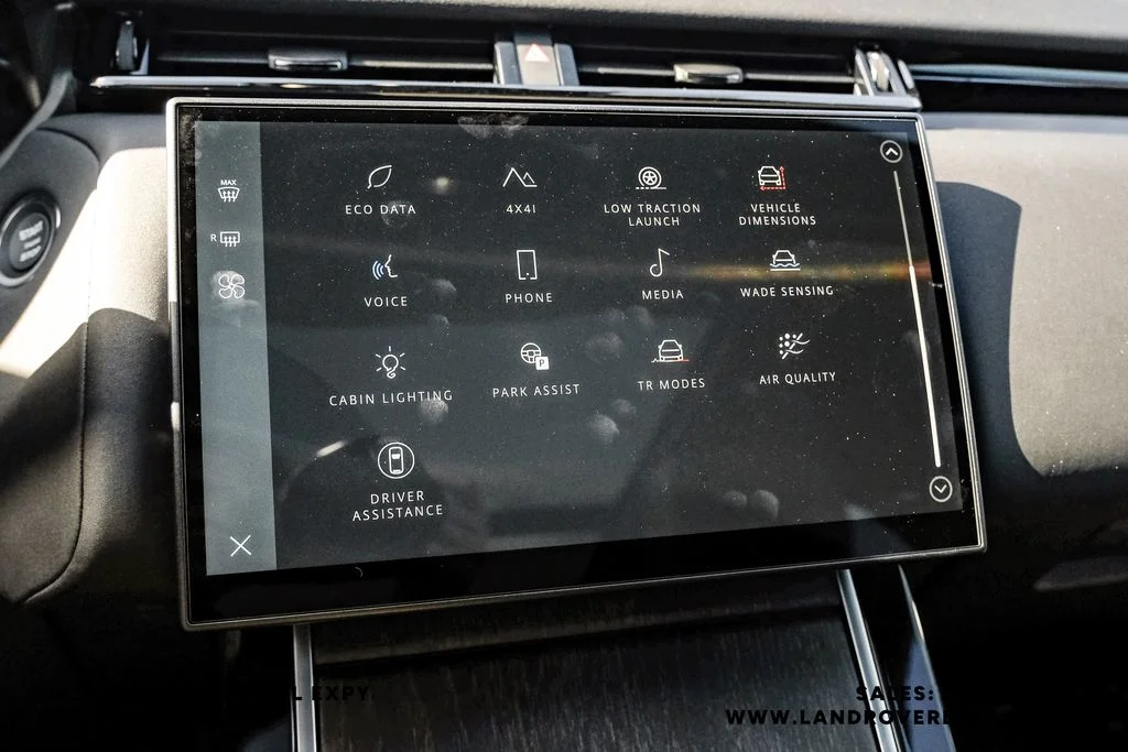 New 2026 Santorini Black Metallic Land Rover S image 29