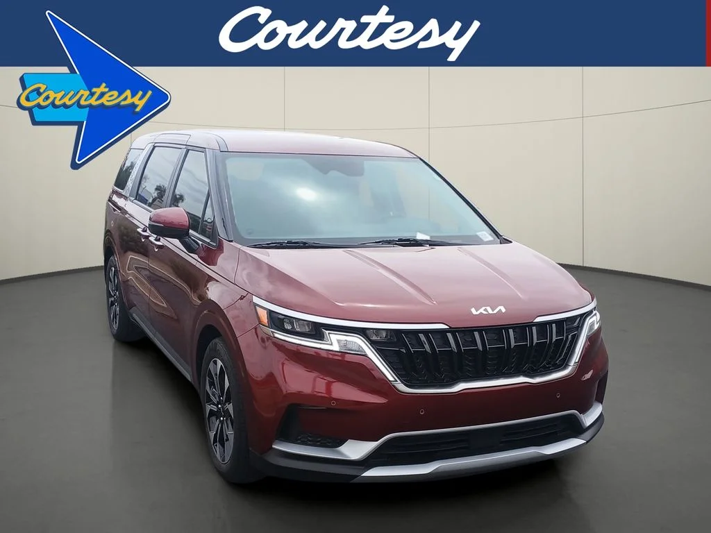 2024 Kia Sedona EX's photo