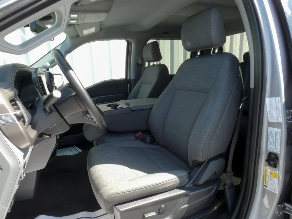 Used 2024 Silver Ford XLT image 6