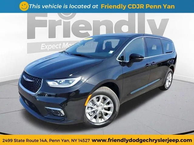 2026 Chrysler Pacifica Limited AWD's photo