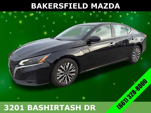 2024 Nissan Altima SV