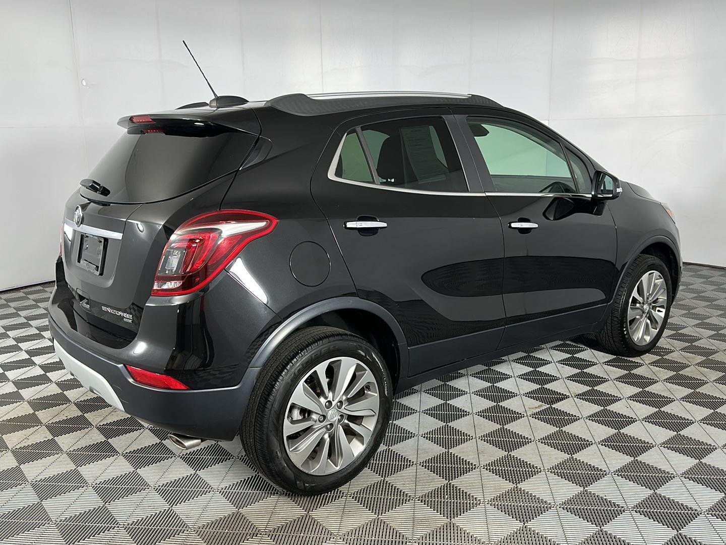 Used 2019 Ebony Twilight Metallic Buick Preferred image 23