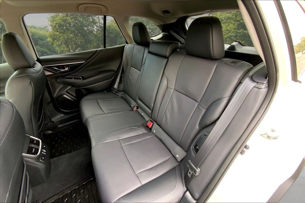 Used 2025 White Subaru Limited XT image 21