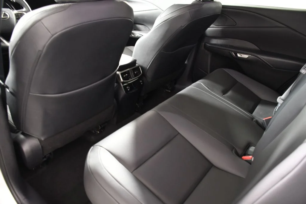 Used 2025 Eminent White Pearl Lexus 350 Premium image 27