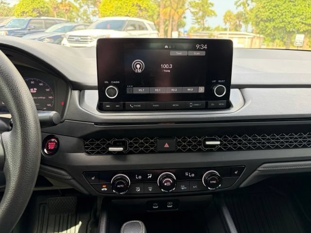 Used 2024  Honda EX image 22