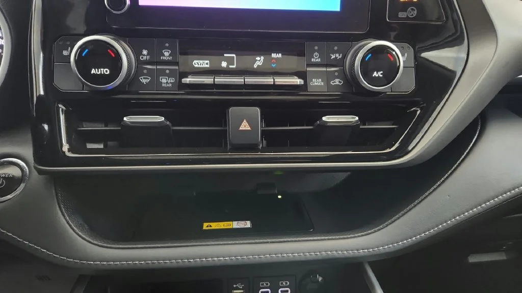 Used 2023 Black Toyota XLE image 31