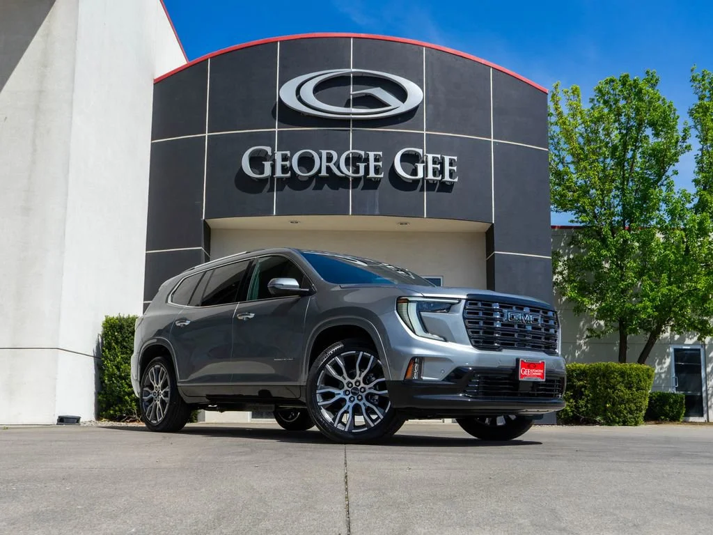2026 GMC Acadia Denali Ultimate AWD's photo