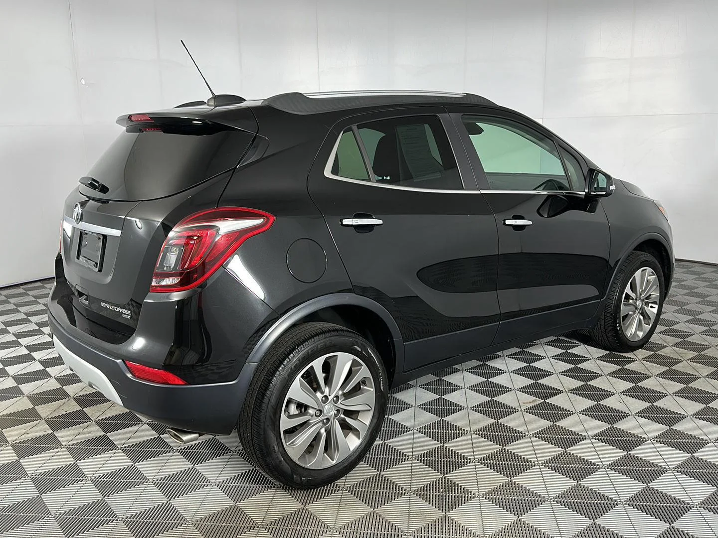 Used 2019 Ebony Twilight Metallic Buick Preferred image 23