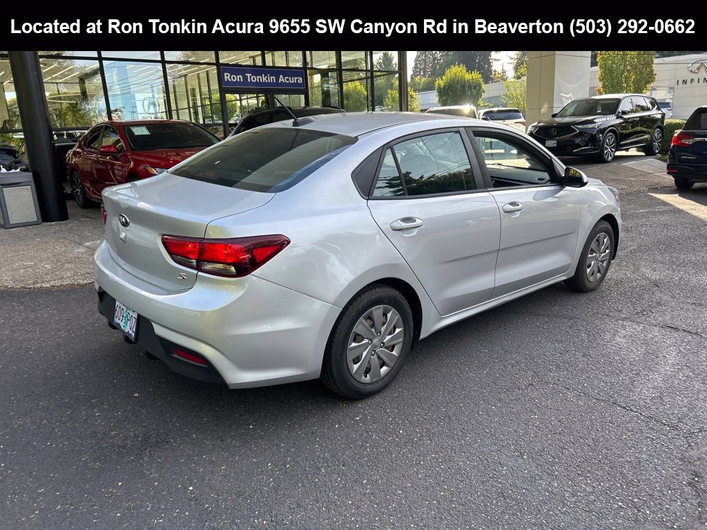 Used 2018 Silky Silver Kia S image 4