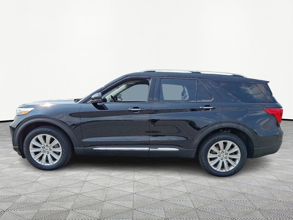 Used 2021 Black Ford Limited image 4