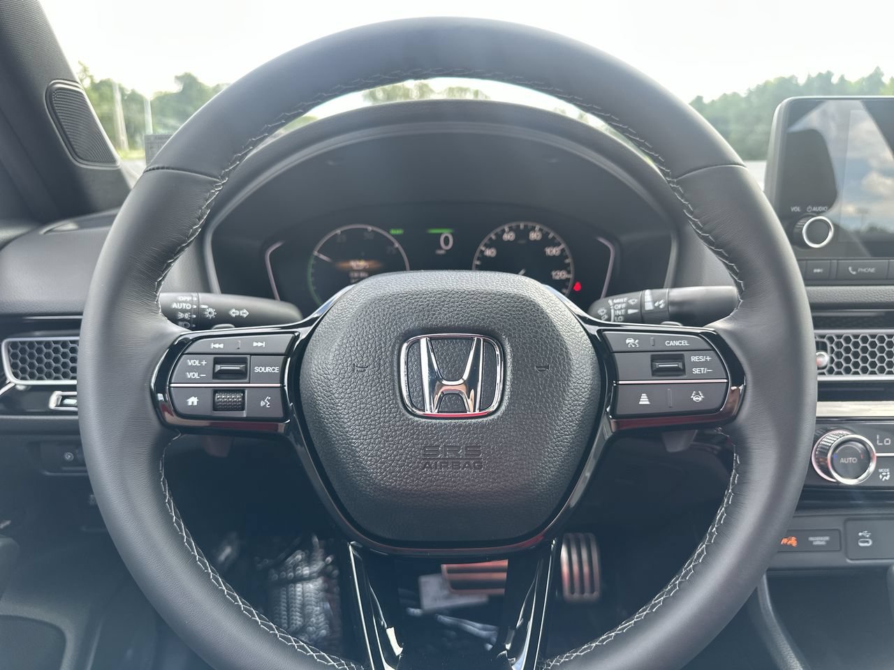 New 2026 Platinum White Pearl Honda 2WD Sport Hybrid image 14