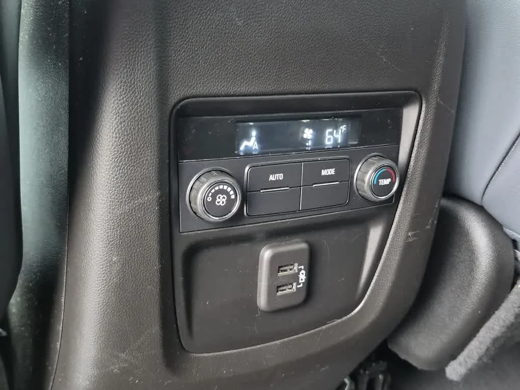 Certified Used 2023 Summit White Buick Essence image 9