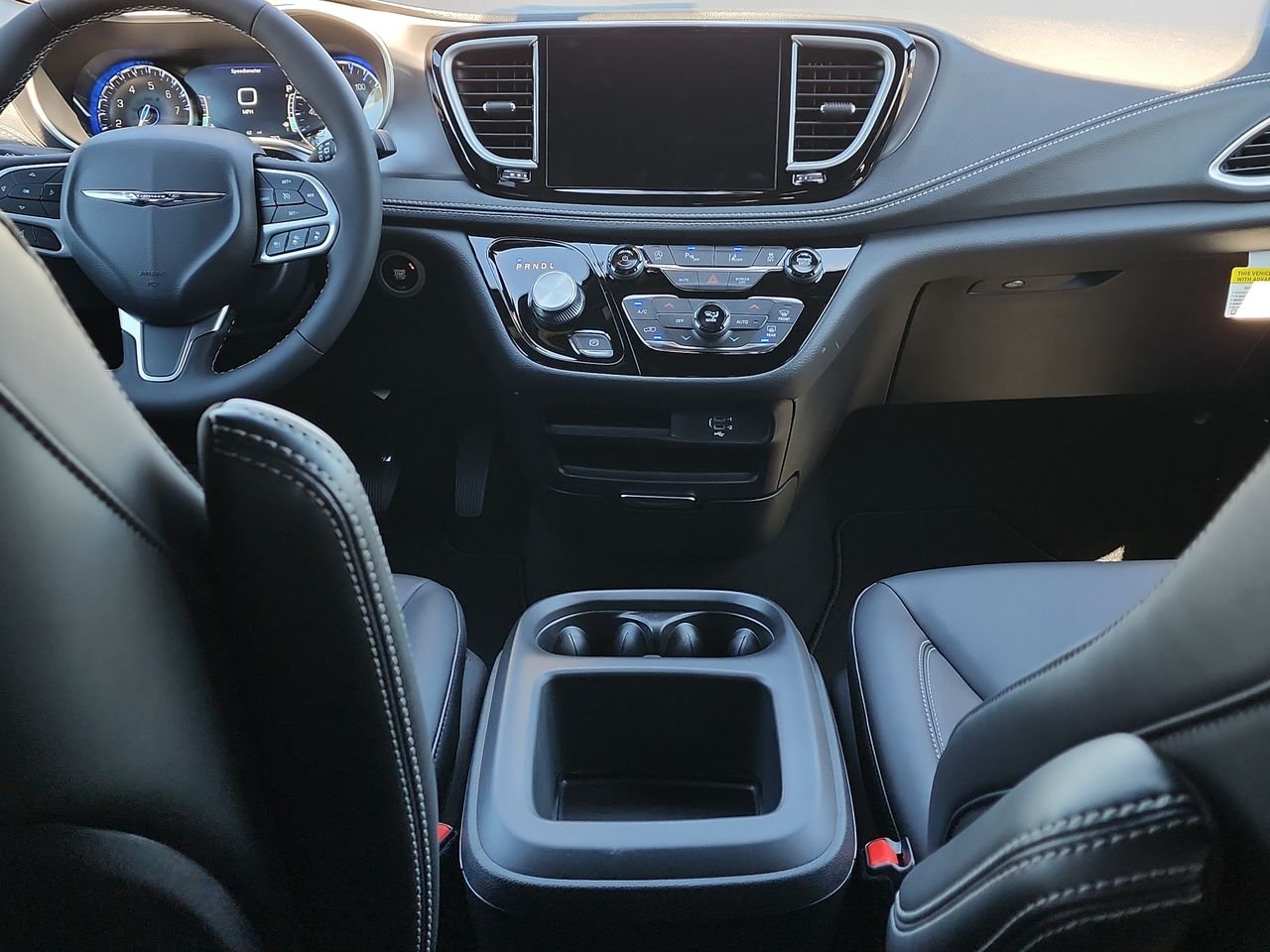 2026 Chrysler Pacifica Select - Photo 21