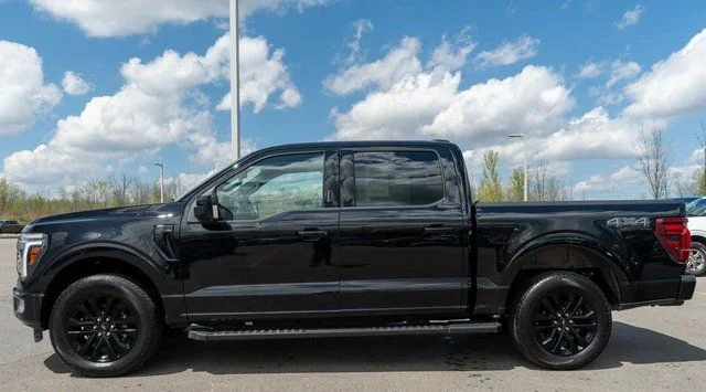 Used 2024 Black Ford Lariat image 9