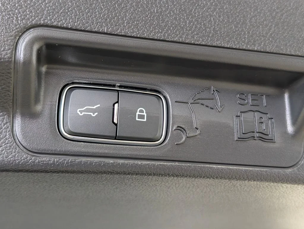 New 2026 Space White Metallic Ford Active image 22