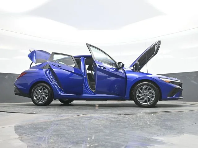 Used 2024 Blue Hyundai SEL image 31