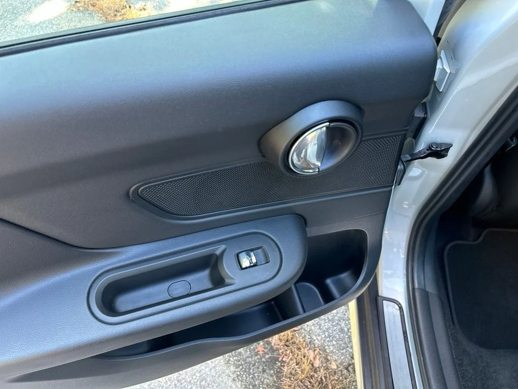 Used 2021  MINI Oxford Edition image 28